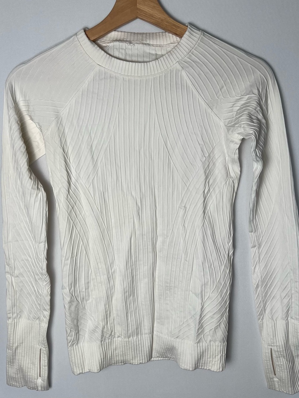 Lululemon RestLess Pullover Long Sleeve Top Off White Ribbed Seamless Size Small